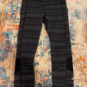 Lululemon size 6 leggings